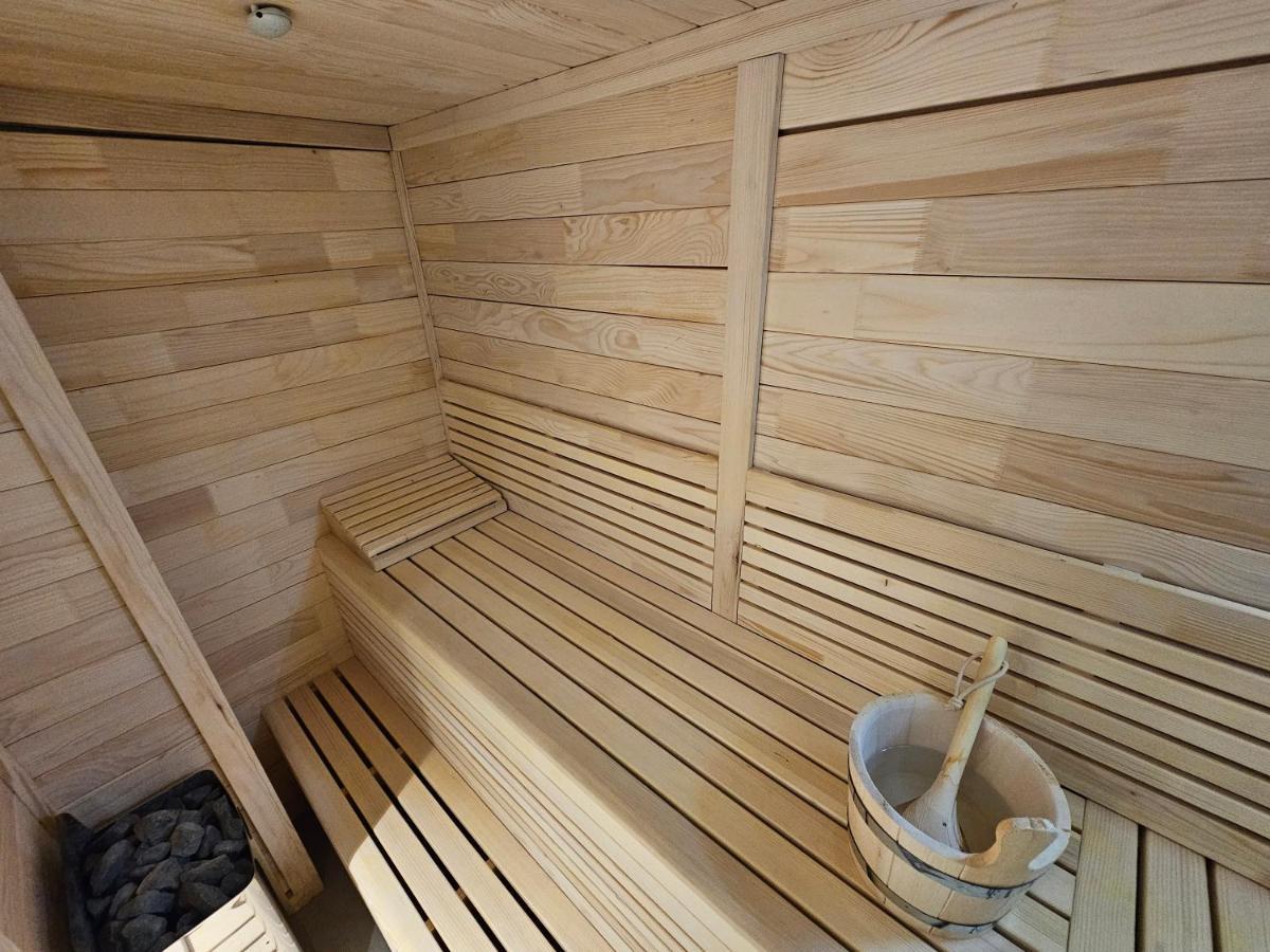 Hotel Etna Gracanica  Zewnętrze zdjęcie